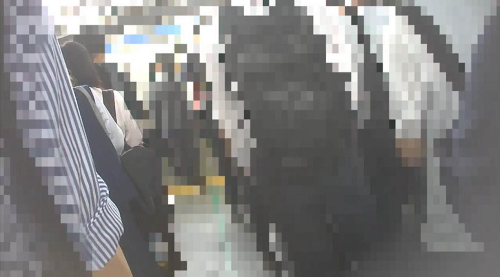 新・本物の痴漢現場へ潜入3 盗撮